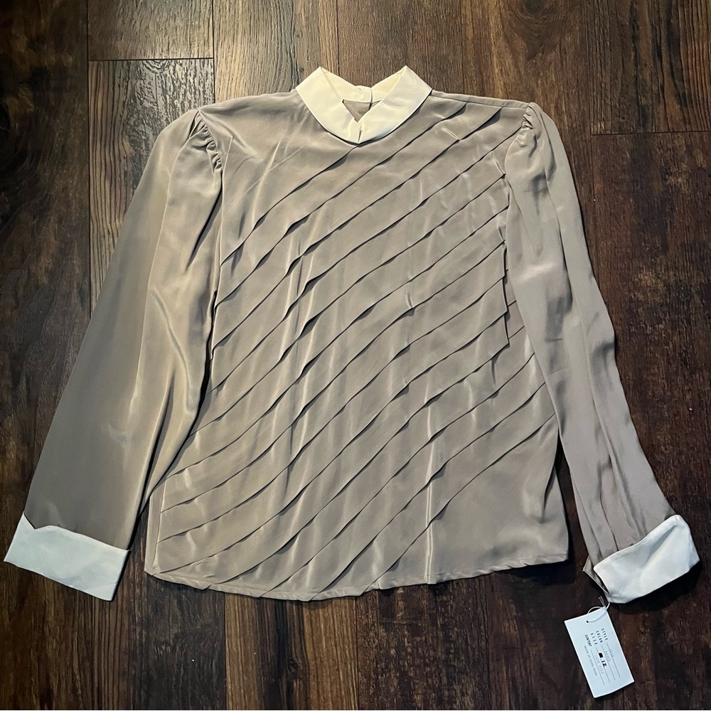 Sportpages taupe 100% silk collared blouse button-down